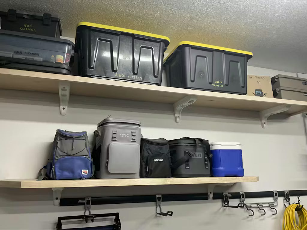 Simple DIY Wood Shelf